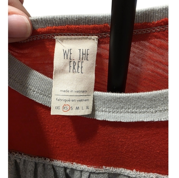 XS Free People We The Free Friday Fever Red & Gray Boho Top with Floral Sleeves - Picture 7 of 13